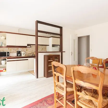 Limousin - Proche - Parking Apartman
